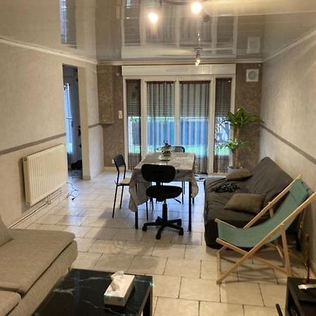 Chambre D'Hotes Dans Une Maison Argenteuil Luaran gambar
