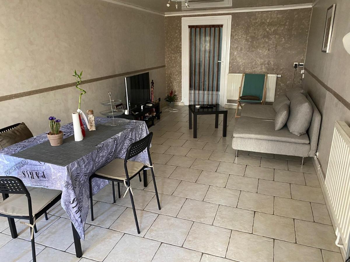 Chambre D'Hotes Dans Une Maison Argenteuil Luaran gambar