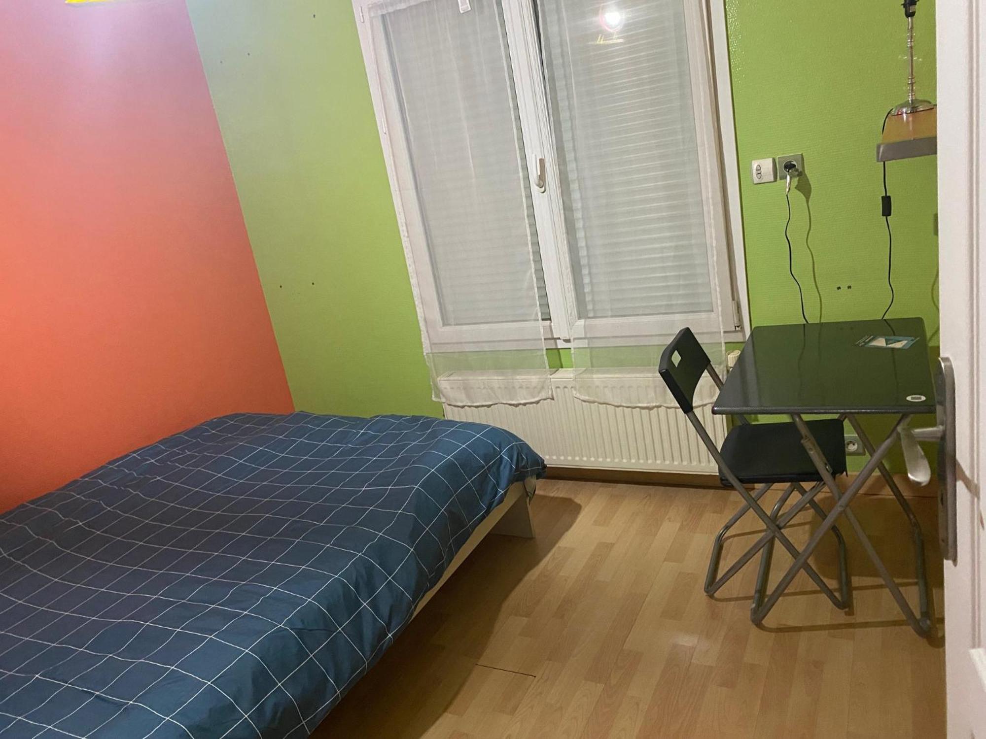 Chambre D'Hotes Dans Une Maison Argenteuil Luaran gambar